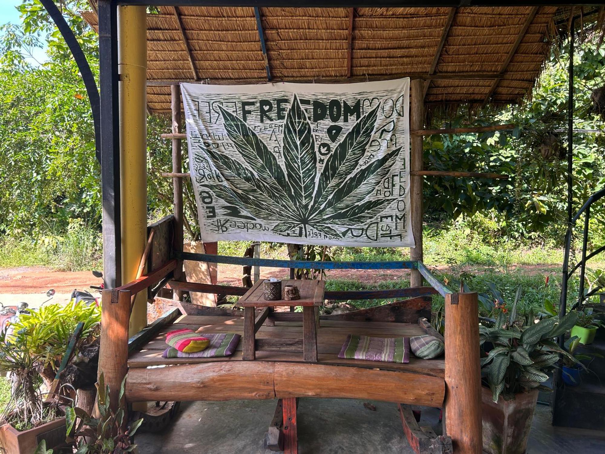 Hippy Hut เกาะช้าง ภายนอก รูปภาพ